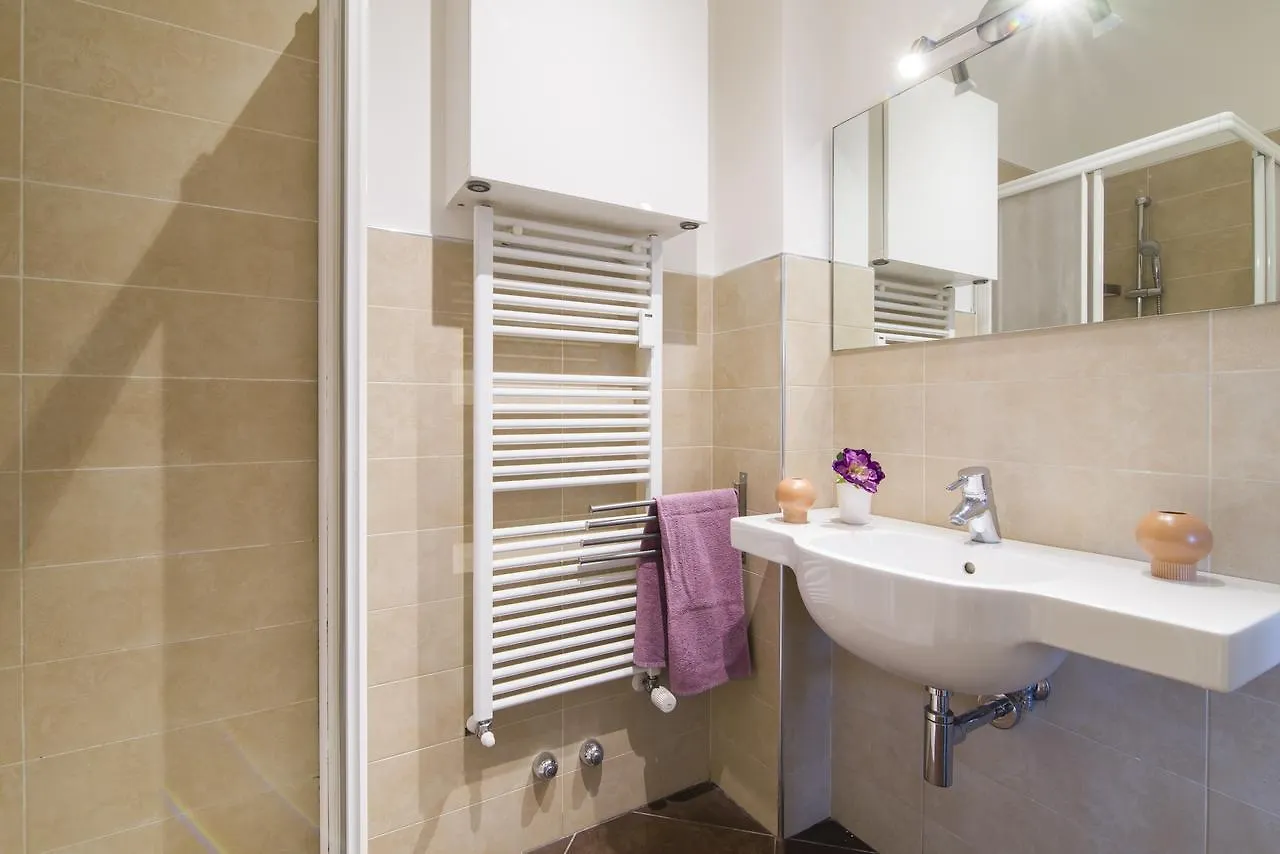 Porta Al Prato Cozy Apartment Florence