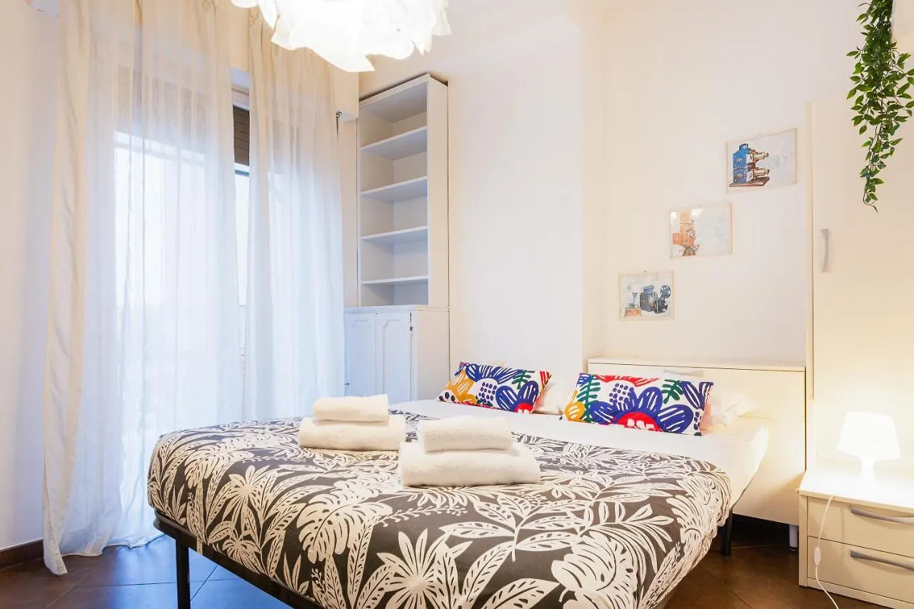 Porta Al Prato Cozy Apartment Florence 0*,  Italy